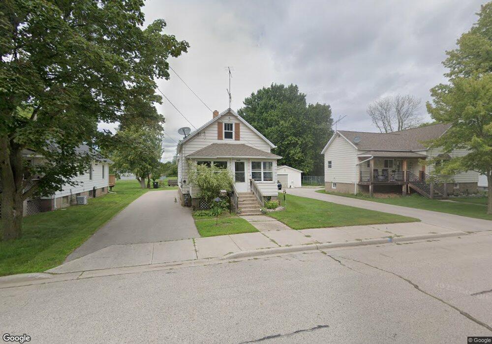 1408 34th Ave, Menominee, MI 49858 - photo 1