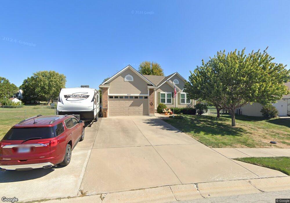 803 Cindy Ln, Raymore, MO 64083 - photo 1