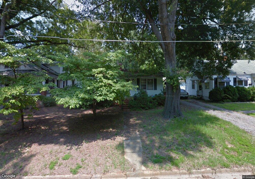 526 Hickory Ave, Statesville, NC 28677 - photo 1