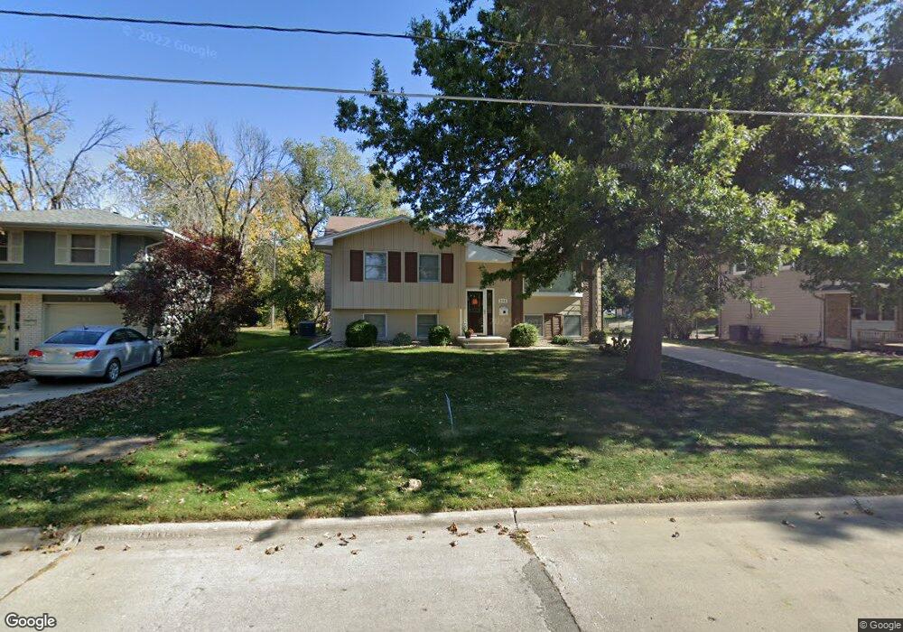 204 E 23rd St N, Newton, IA 50208 - photo 1