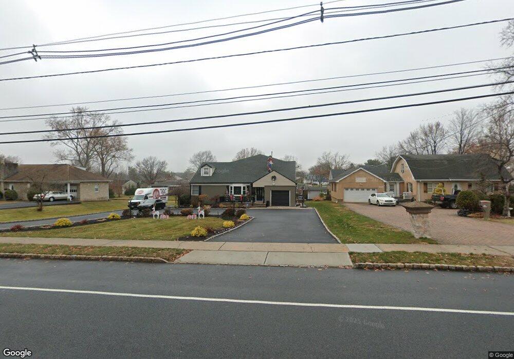 400 Oak Ridge Rd, Clark, NJ 07066 - photo 1