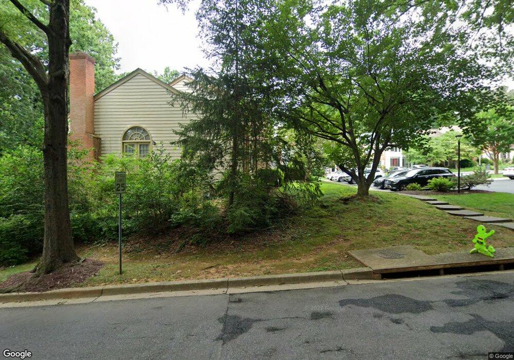 12206 Tildenwood Dr, Rockville, MD 20852 - photo 1