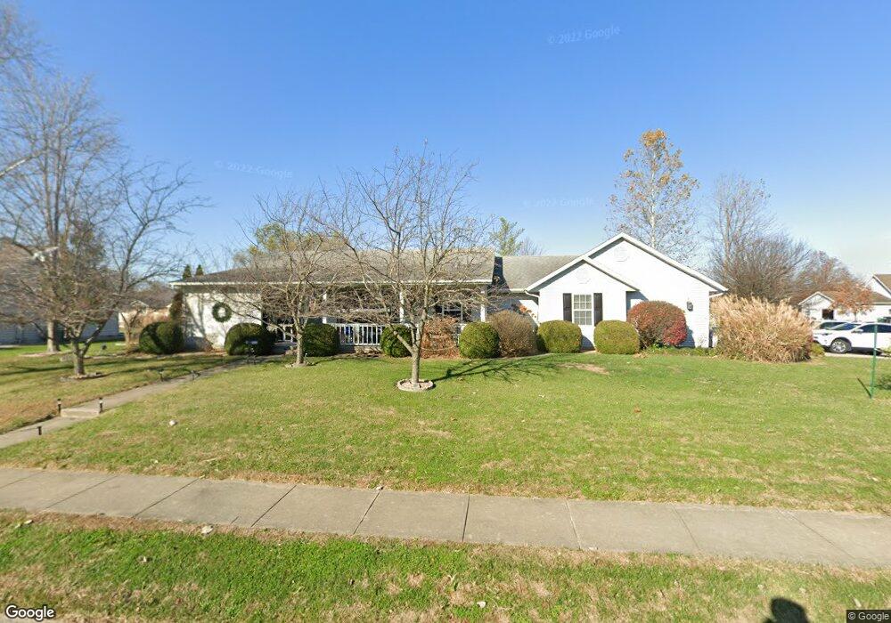 114 E Mount Vernon Ave, Effingham, IL 62401 - photo 1