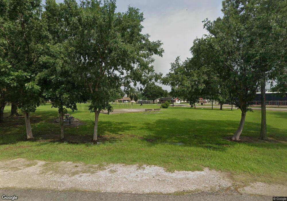 7105 Elbert St, Houston, TX 77028 - photo 1