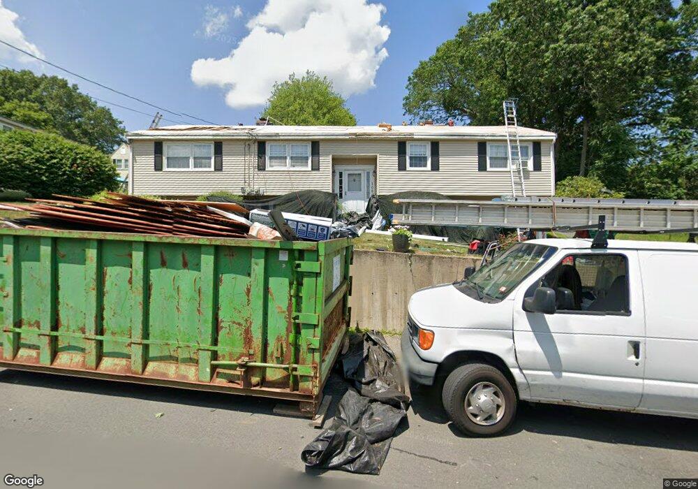 108 Reservoir St, Lowell, MA 01850 - photo 1