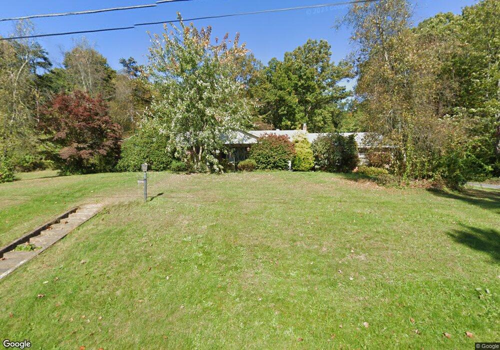 224 Oak Rd, New Bloomfield, PA 17068 - photo 1