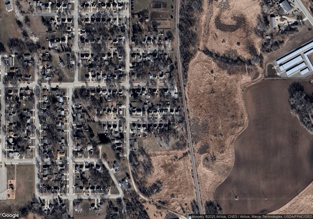 909 909 14th-Avenue-se, Austin, MN 55912 - photo 1