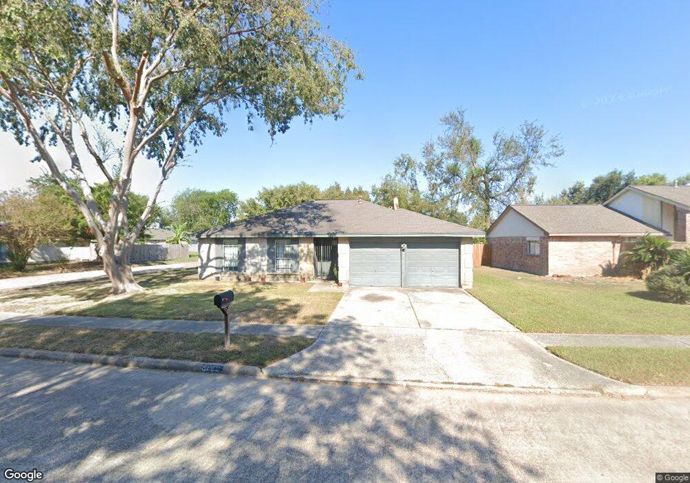 3450 Sandbrook Dr, Houston, TX 77066 - photo 1