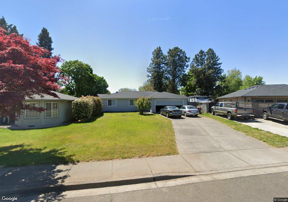 114 Shadowwood Ct, Central Point, OR 97502 - photo 1