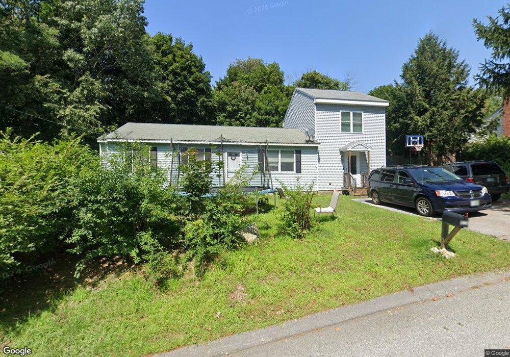 418 Elm St, Pembroke, NH 03275 - photo 1