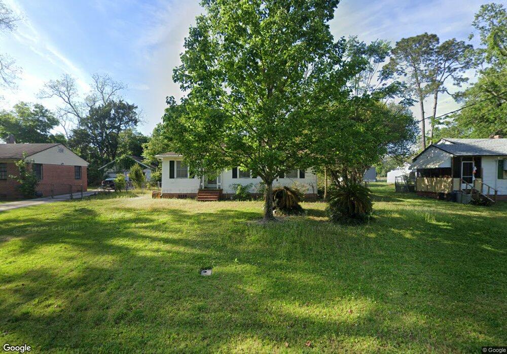4534 Sunderland Rd, Jacksonville, FL 32210 - photo 1