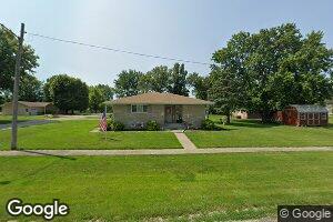421 E Jackson Ave, Chrisman, IL 61924
