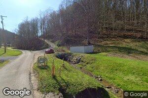 2721 Meathouse Fork, Canada, KY 41519