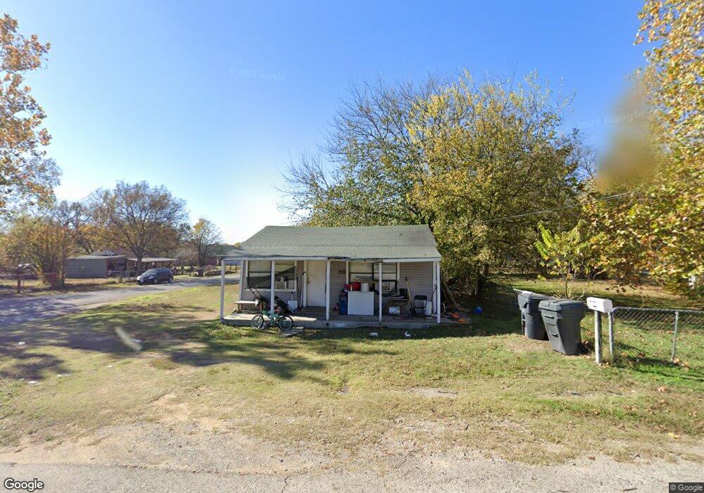 829 B St SW, Ardmore, OK 73401 - photo 1