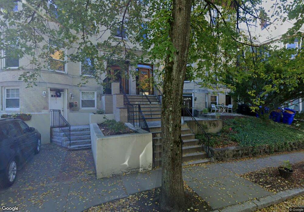 35 University Rd unit 1, Brookline, MA 02445 - photo 1