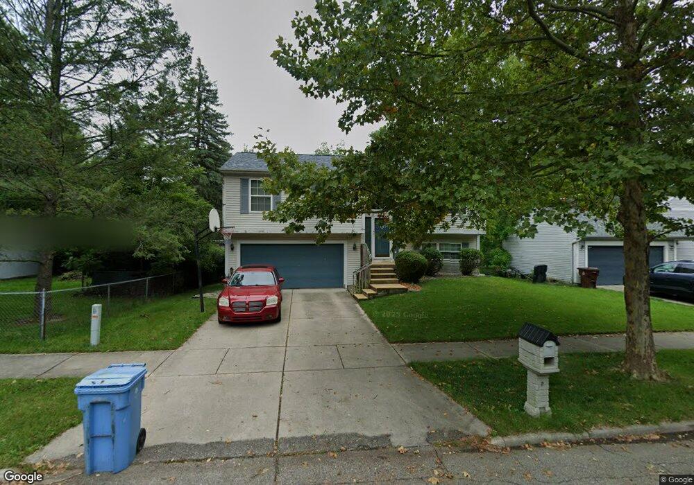 5615 Ellendale Dr, Lansing, MI 48911 - photo 1