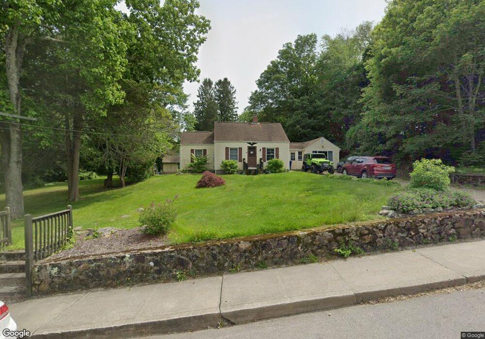 26 Field St, Pawcatuck, CT 06379 - photo 1