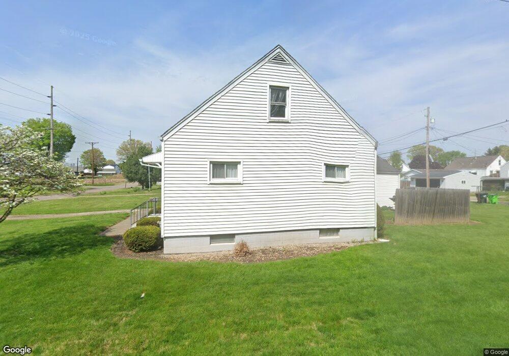 1104 Cassingham Ave, Coshocton, OH 43812 - photo 1