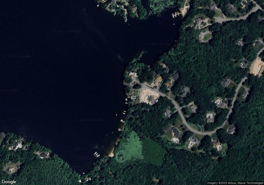 11 Bailey Shore Rd, Hampstead, NH 03841 - photo 1