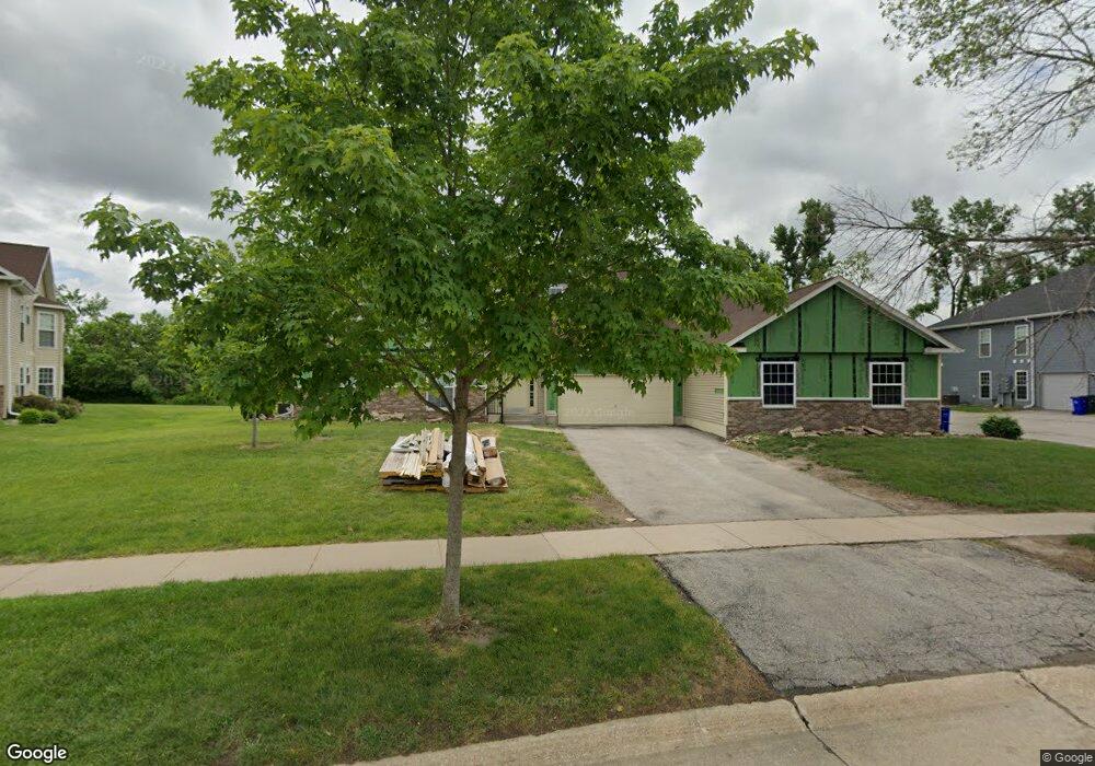 4400 Westchester Dr NE, Cedar Rapids, IA 52402 - photo 1