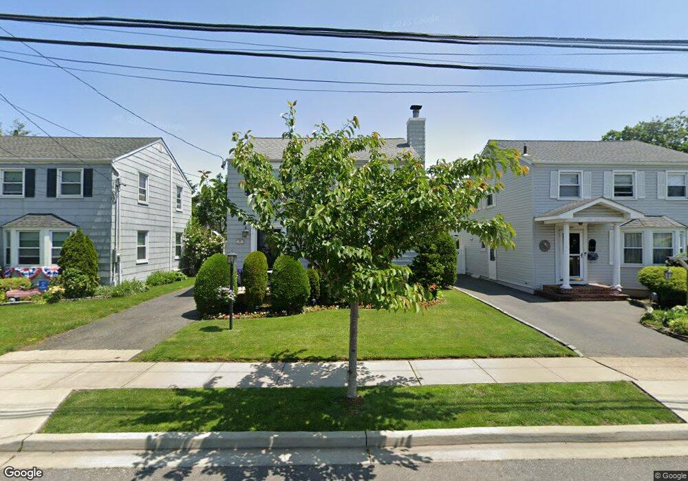 148 White Rd, Mineola, NY 11501 - photo 1