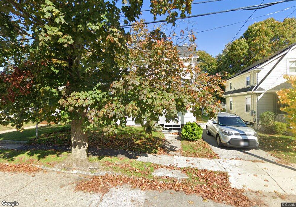 40 Dixwell Ave, Cranston, RI 02910 - photo 1