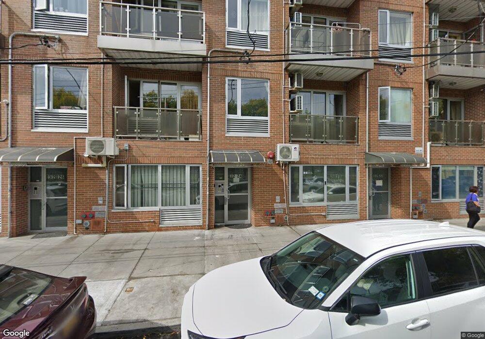 3224 137th St unit 4A, Flushing, NY 11354 - photo 1