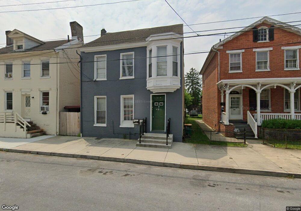 218 E Washington St, Chambersburg, PA 17201 - photo 1