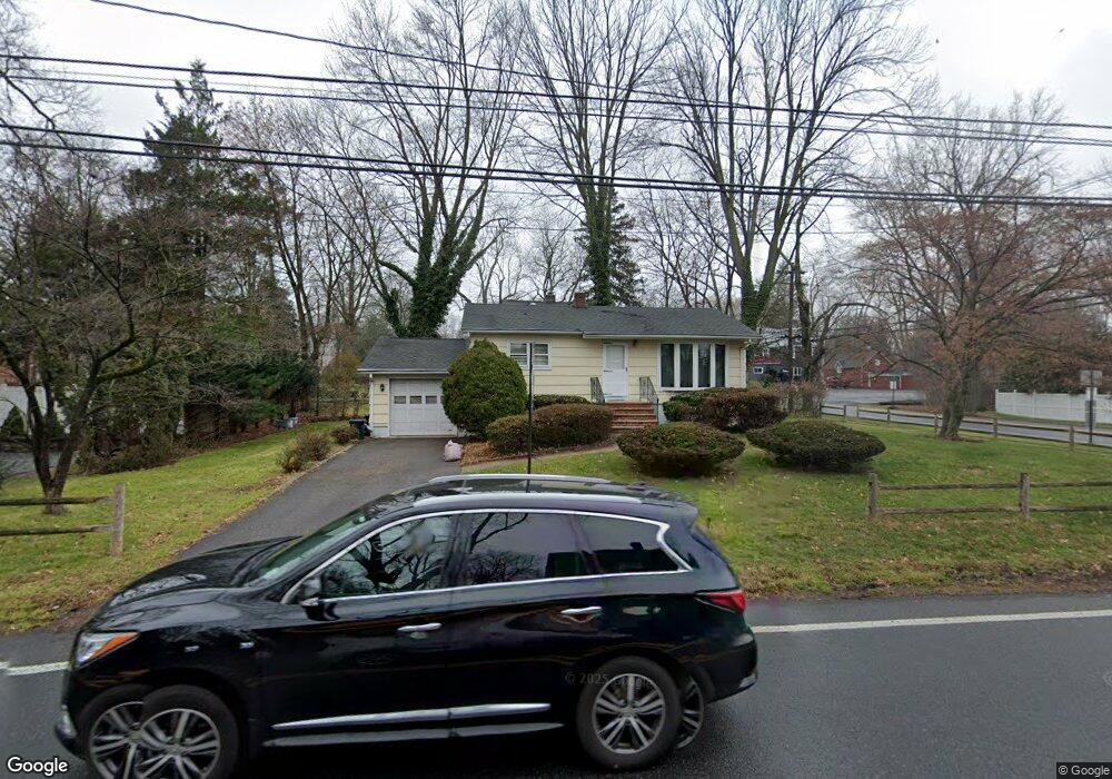 63 Knickerbocker Rd, Demarest, NJ 07627 - photo 1