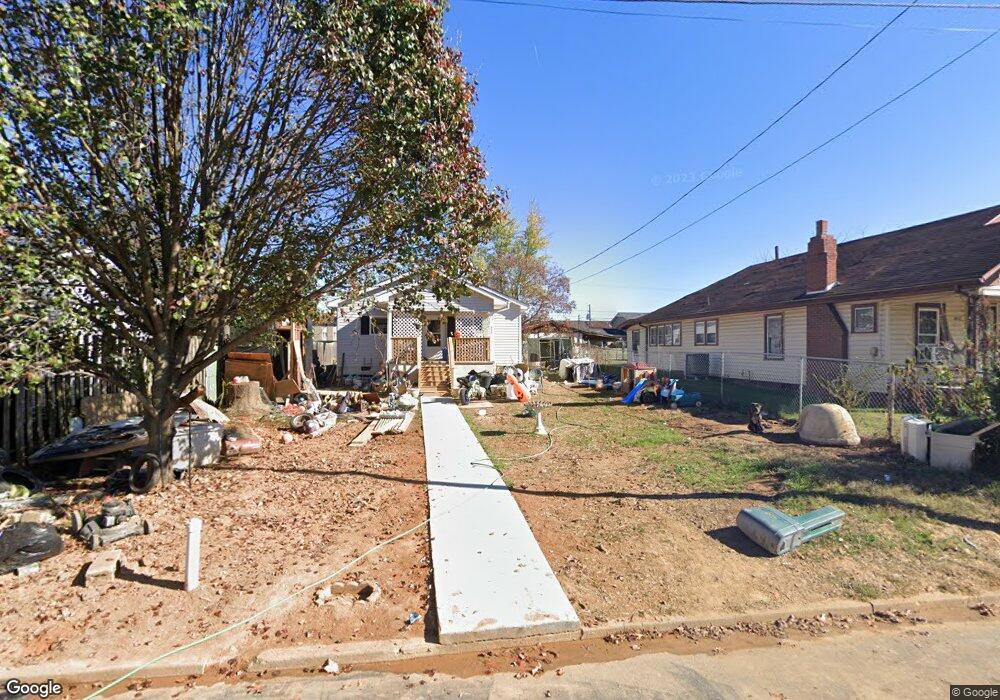 930 Hopson St, Johnson City, TN 37601 - photo 1