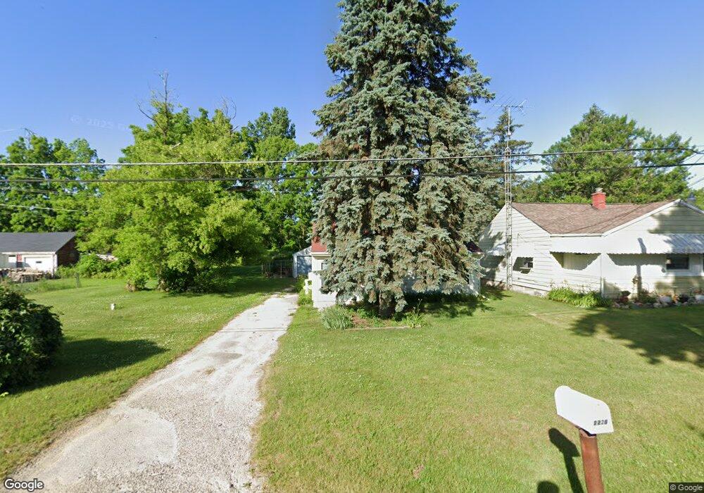 2228 Red Arrow Rd, Burton, MI 48529 - photo 1