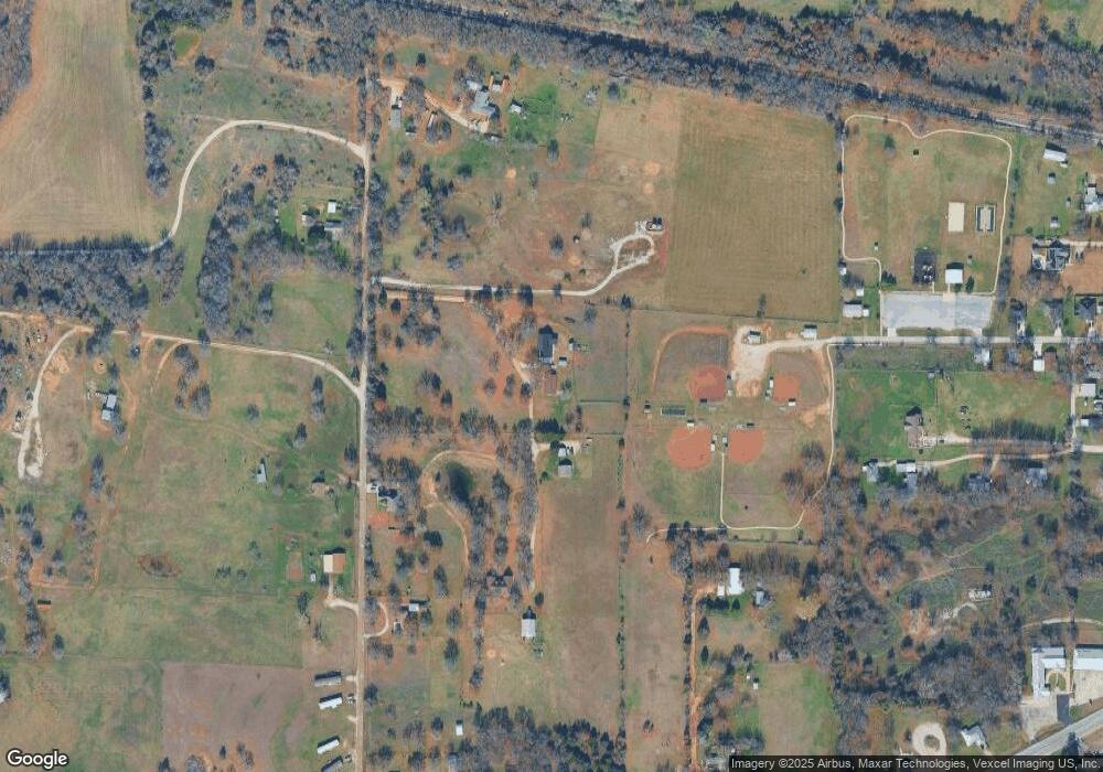 215 Smith St, Boyd, TX 76023 - photo 1