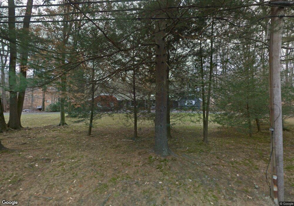 93 Old Hickory Rd, Fairfield, CT 06824 - photo 1