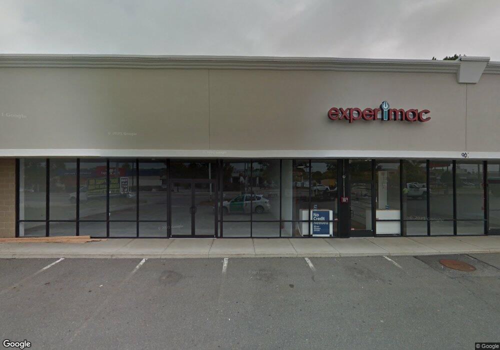 902 S Willow St, Manchester, NH 03103 - photo 1