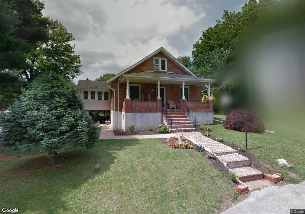 104 Maple Rd, Wallingford, PA 19086 - photo 1