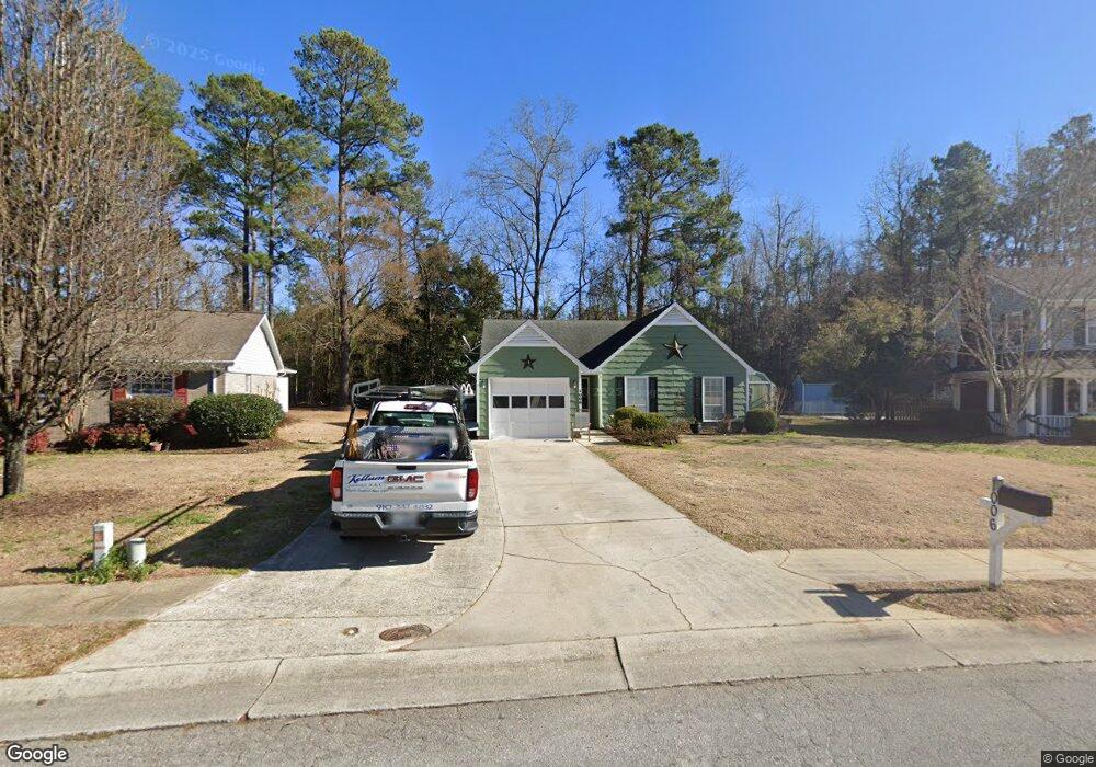 1006 Foscue Dr, Jacksonville, NC 28540 - photo 1