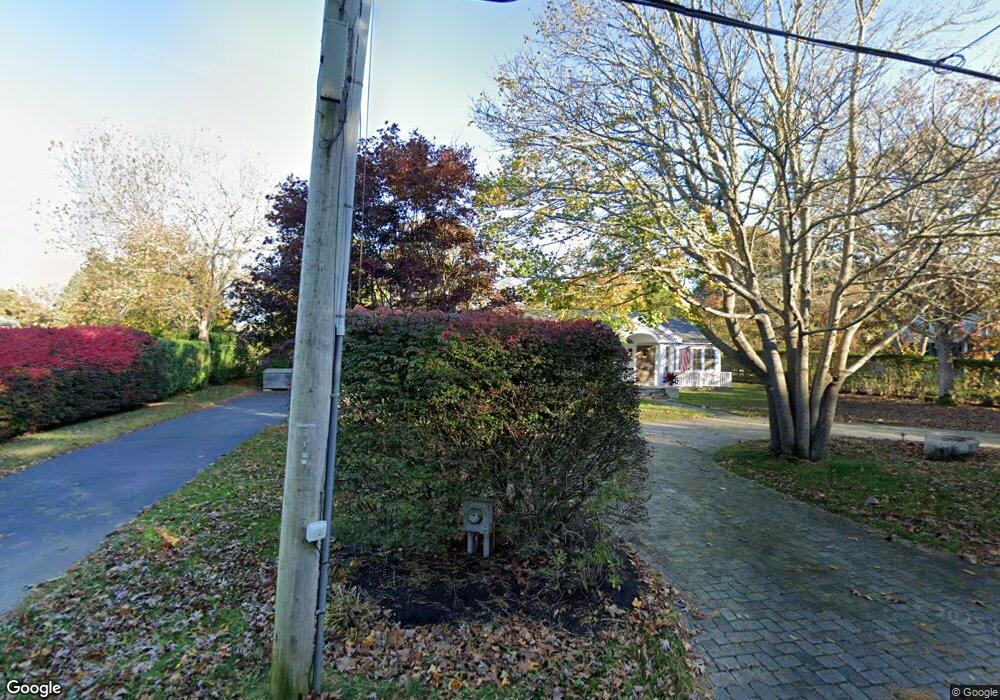 6 Pheasant Ln, Vineyard Haven, MA 02568 - photo 1