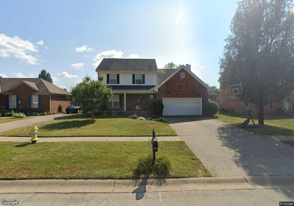 8910 Adams Run Ct, Louisville, KY 40228 - photo 1