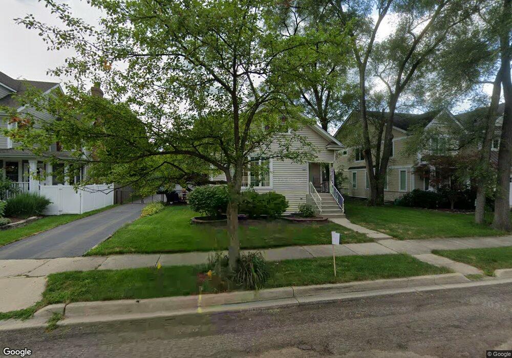 516 S Fairfield Ave, Elmhurst, IL 60126 - photo 1