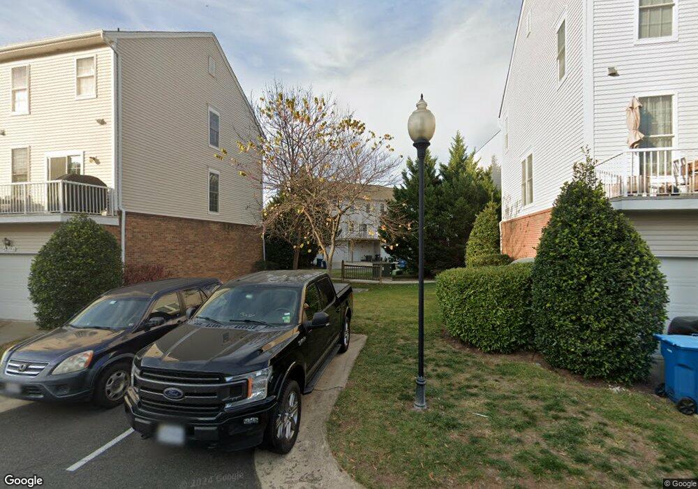 25337 Eldridge Terrace, Chantilly, VA 20152 - photo 1