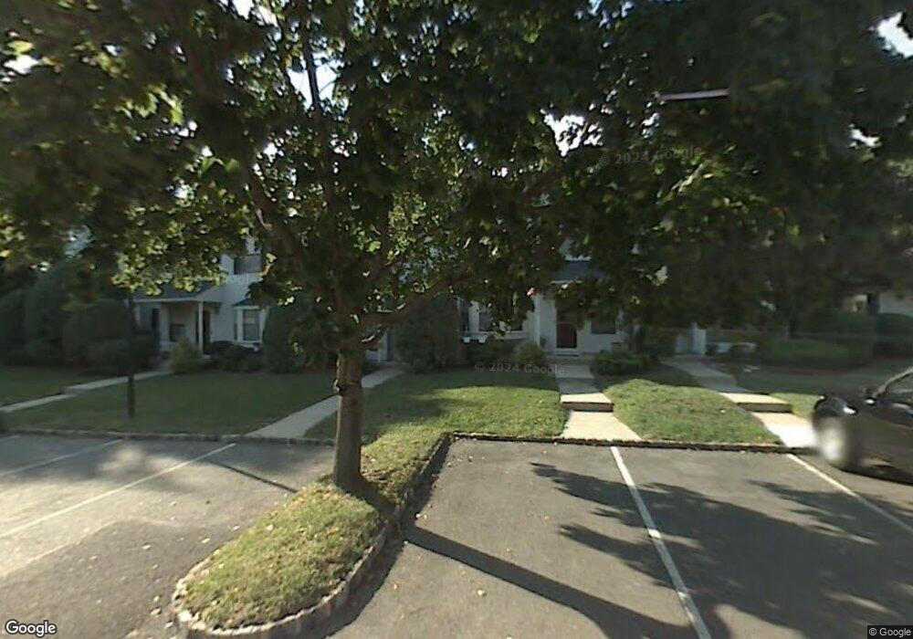 705 Maplecrest Rd unit 5, Edison, NJ 08820 - photo 1