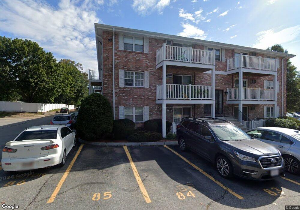 3 Karen Cir unit 2, Billerica, MA 01821 - photo 1