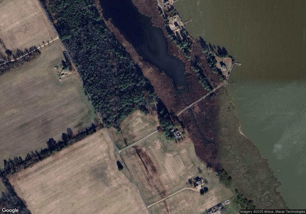 203 Water Borne Rd, Dunnsville, VA 22454 - photo 1