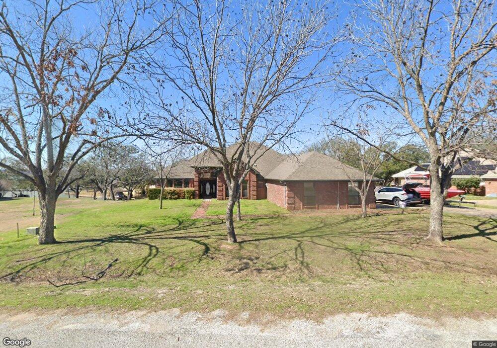 3927 Buena Vista Cir, Granbury, TX 76049 - photo 1