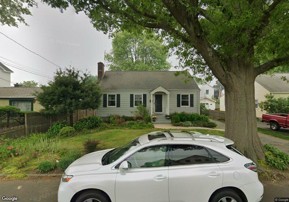 66 Pratt St, Fairfield, CT 06824 - photo 1