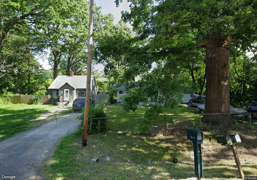 1438 S Cornell Ave, Flint, MI 48505 - photo 1