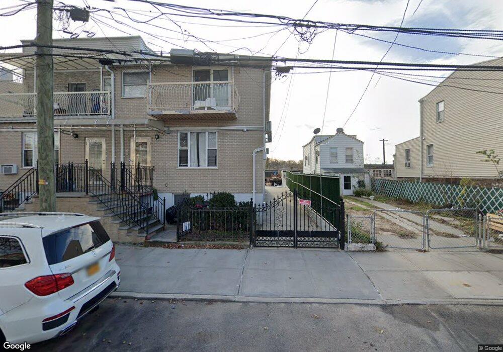 5454 82nd St, Elmhurst, NY 11373 - photo 1