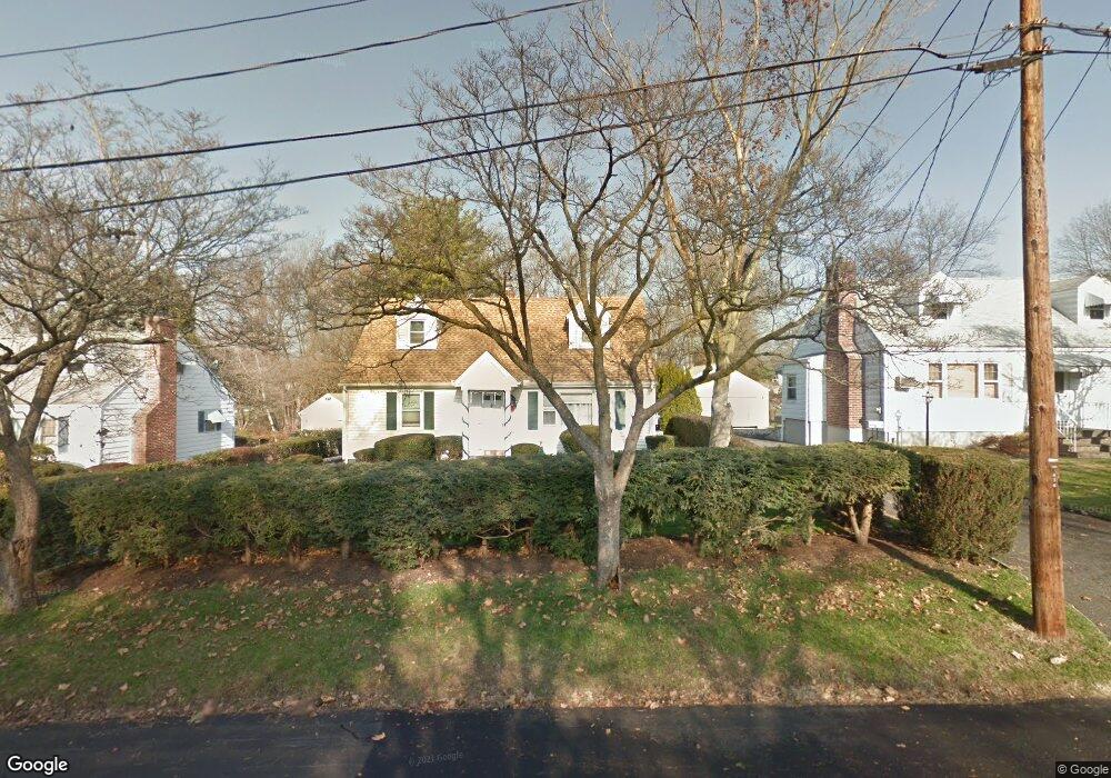 25 Dee Ln, Stamford, CT 06902 - photo 1