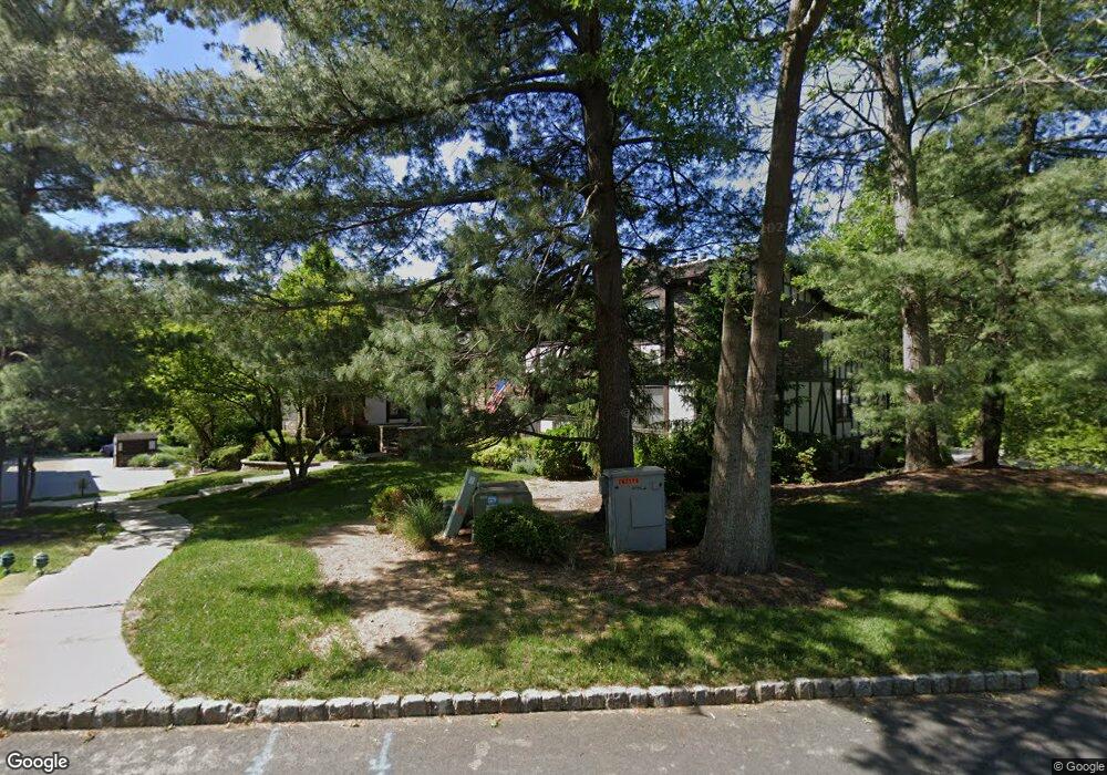 10H Heritage Dr, Chatham, NJ 07928 - photo 1