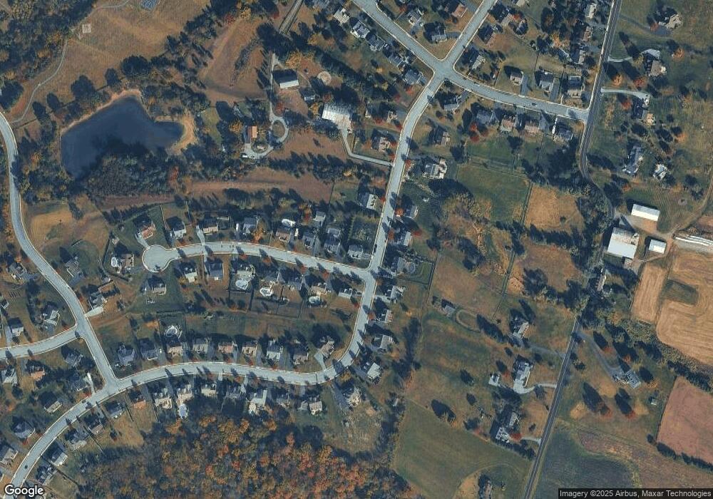 117 Farm View Ct, Douglassville, PA 19518 - photo 1